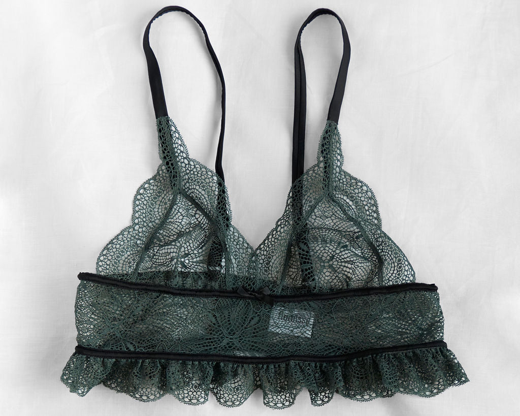 sexy comfortable lace bralette for unisex cross-dresser lgbt sissy and inclusive lingerie