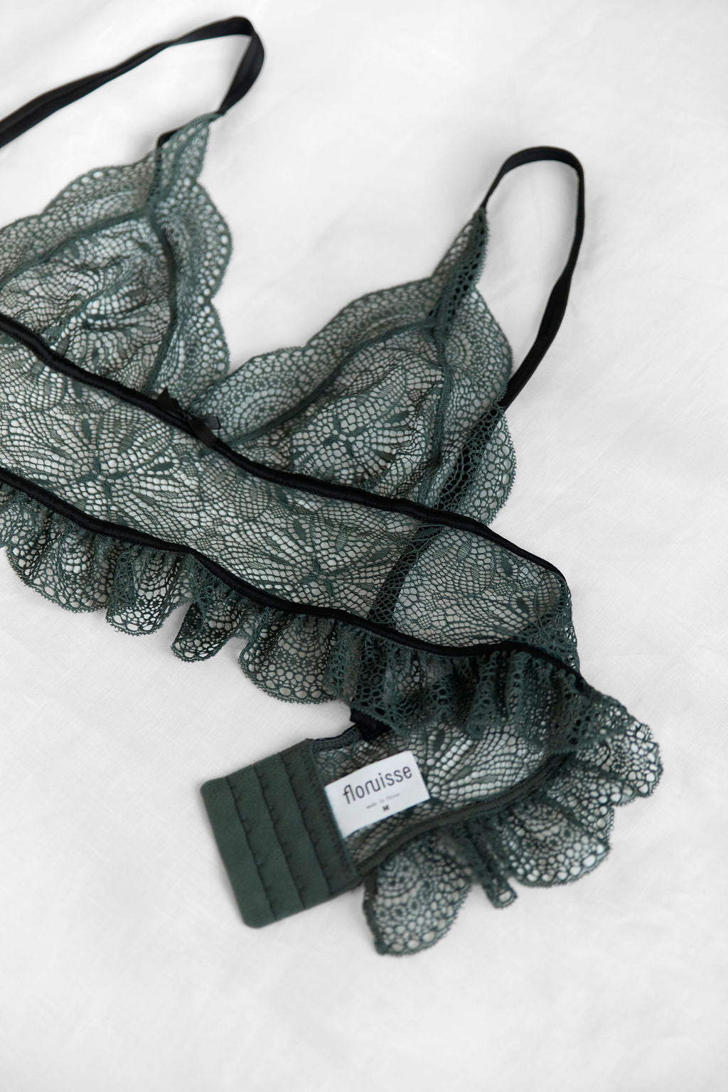 slate sage stretch lace bra with contrast satin trim in black